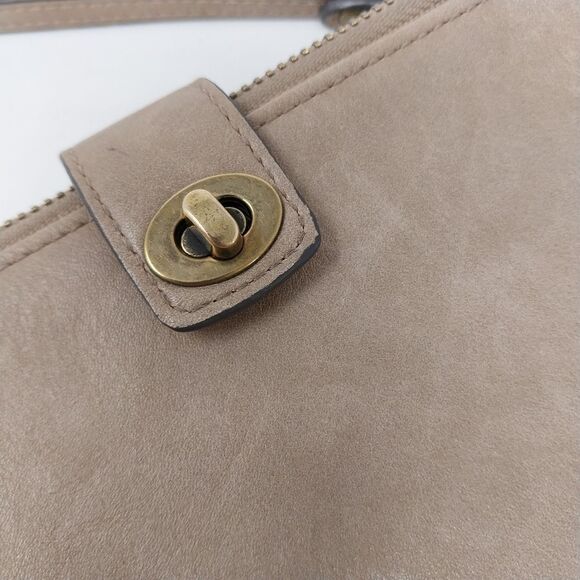 Maurice's Tan faux leather wallet. - Picture 3 of 15